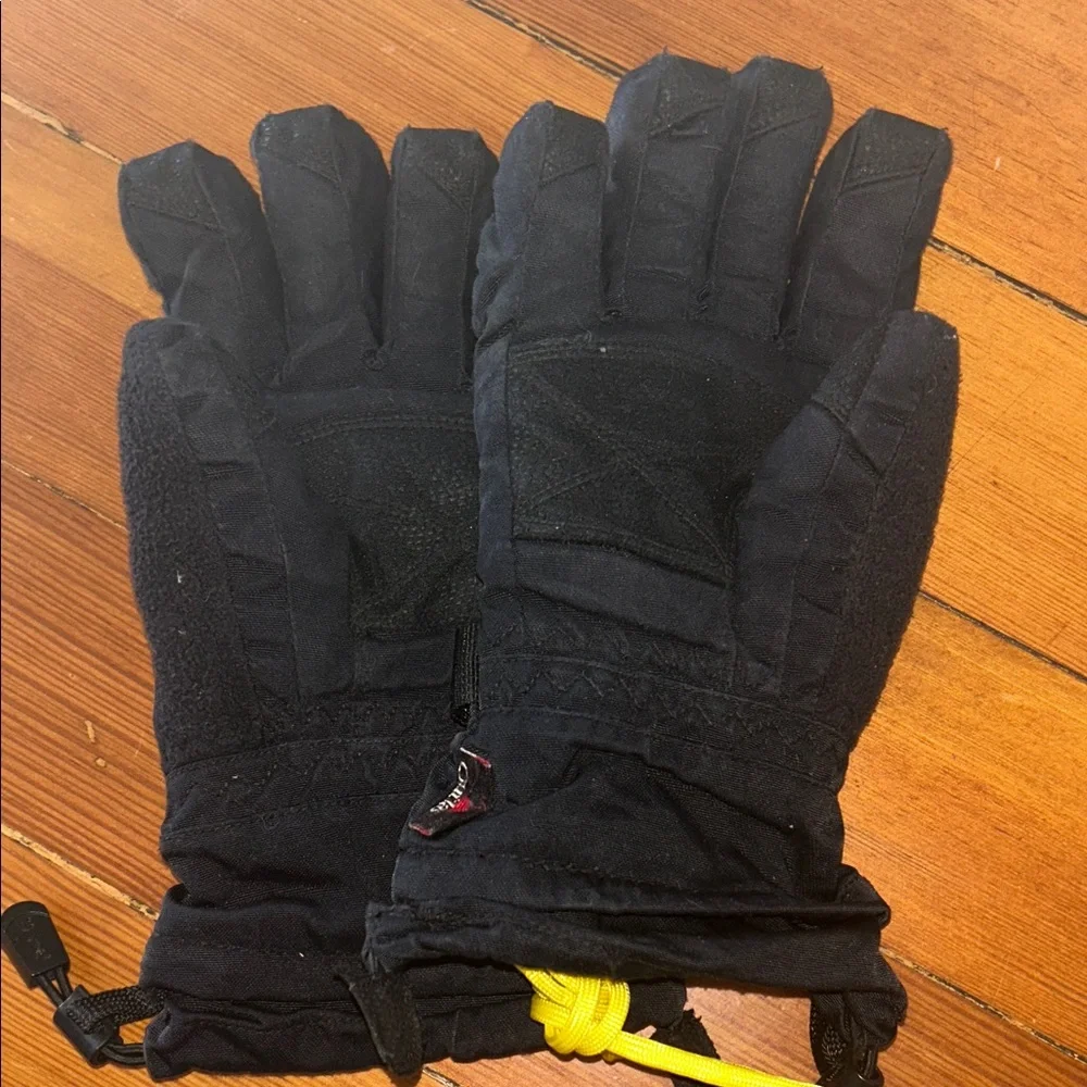 Head Black Insulated Ski Gloves with wrist strap